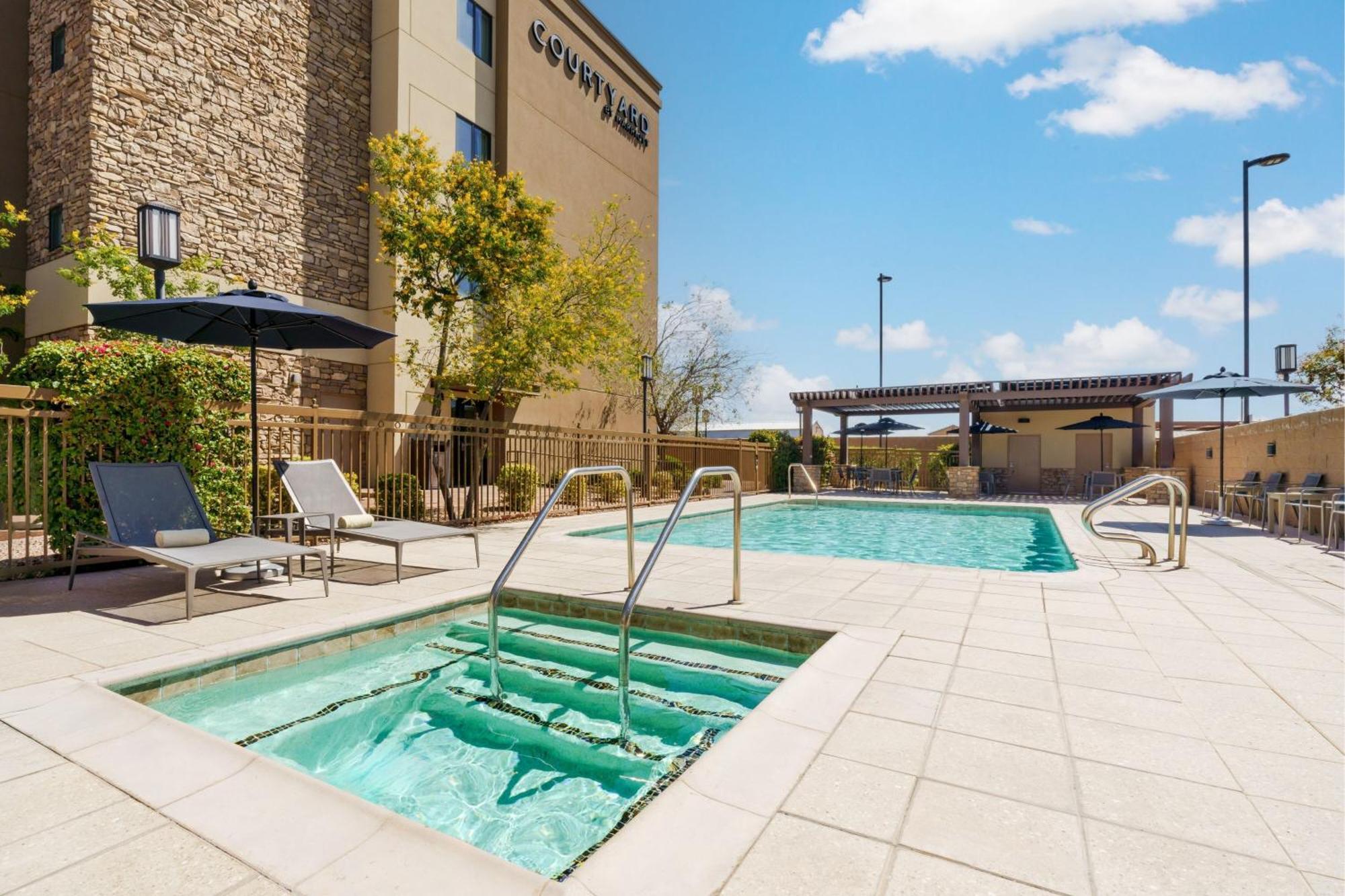 Courtyard By Marriott Phoenix Mesa Gateway Airport Luaran gambar
