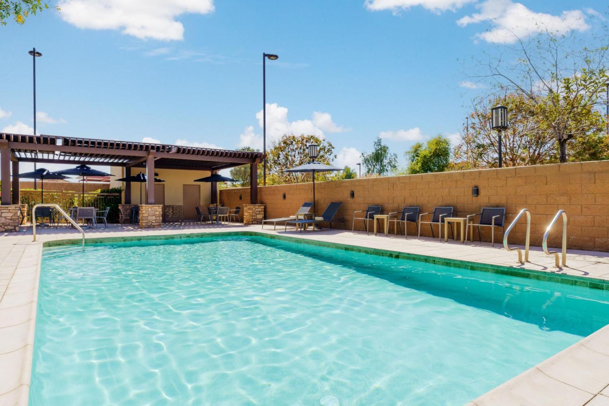 Courtyard By Marriott Phoenix Mesa Gateway Airport Luaran gambar
