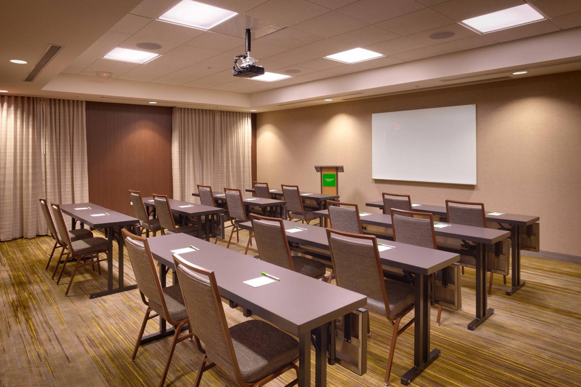 Courtyard By Marriott Phoenix Mesa Gateway Airport Luaran gambar